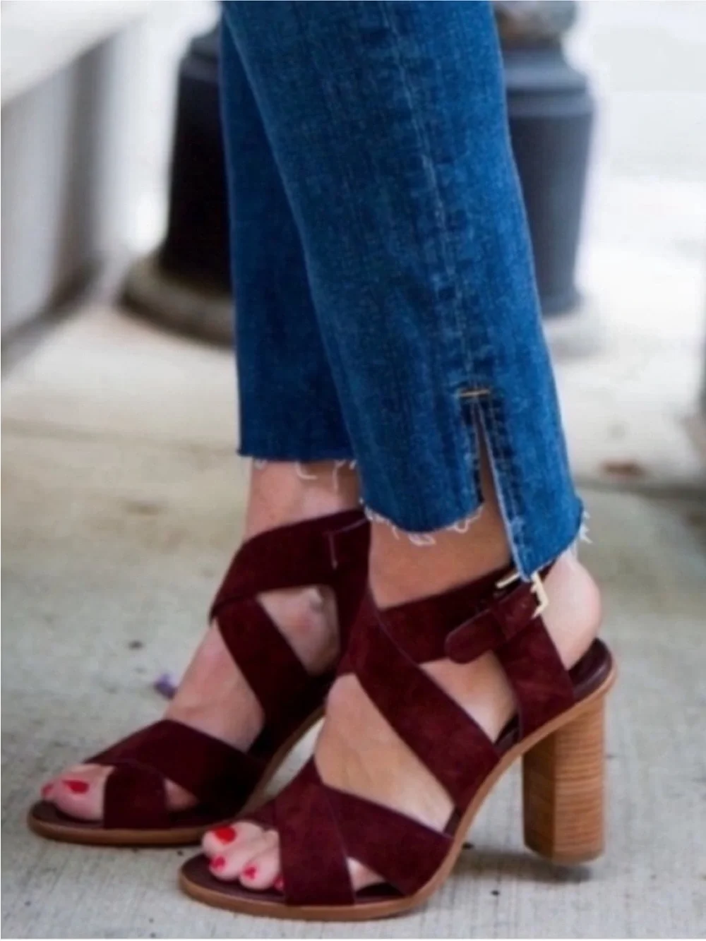 Joie Avery Burgundy Suede Strappy Block Heels Size 38.5/8.5